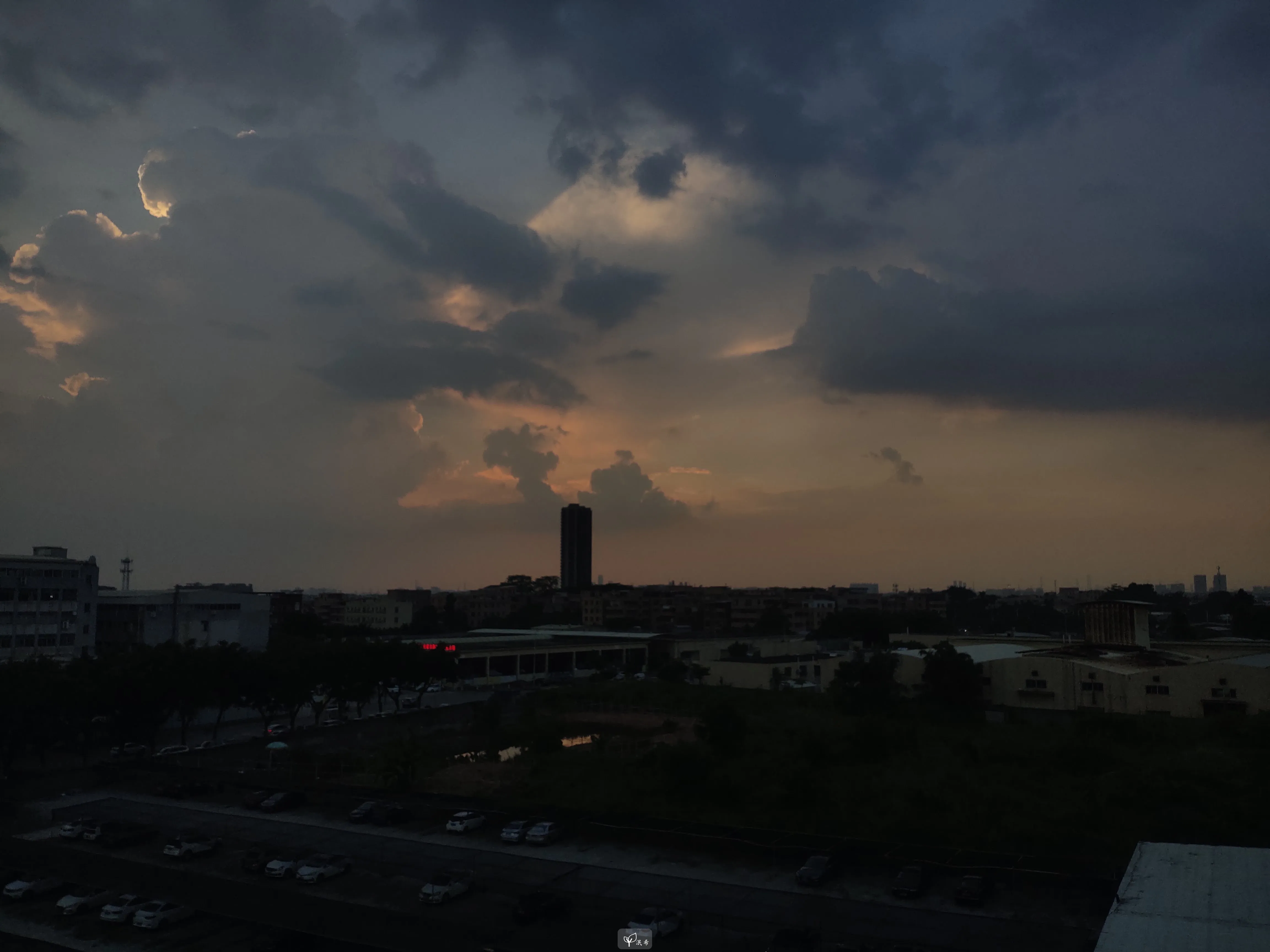 Aperture: 1.8, Shutter: 1/365s, ISO-50